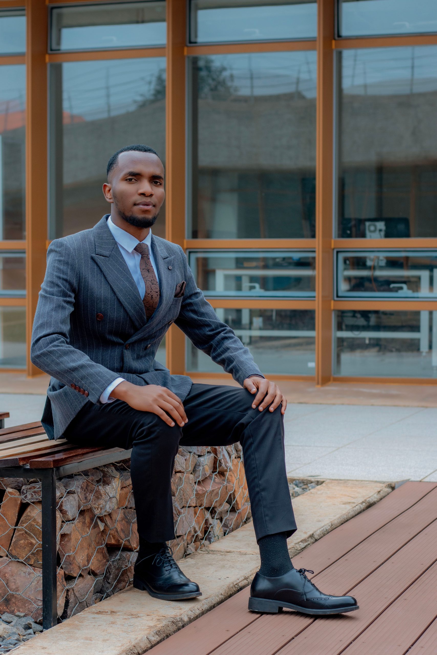 Comment construire une tenue homme chic sans se ruiner ? 4 Comment construire une tenue homme chic sans se ruiner ?